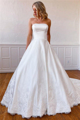 Gorgeous Ball Gown Strapless Satin Wedding Dress with Applique