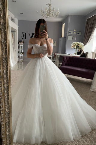 Fashion A Line Off the Shoulder Tulle Long Wedding Dresses