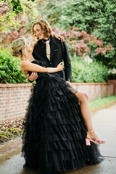 Cute Ball Gown Black Sweetheart Tiered Tulle Long Prom Dresses with Bows VK0731152