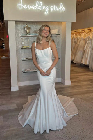 Chic Elegant Mermaid Scoop Neck Satin Long Wedding Dresses