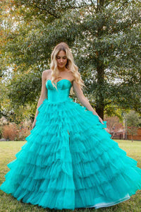 Gorgeous Ball Gown Sweetheart Tiered Tulle Prom Dresses