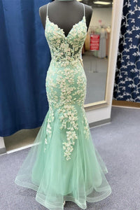 Gorgeous Mermaid V Neck Sage Green Tulle Lace Prom Dresses with Appliques