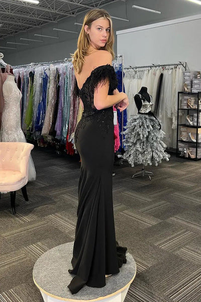 Charming Mermaid Off the Shoulder Black Lace Slit Prom Dress with Feather VK24121402