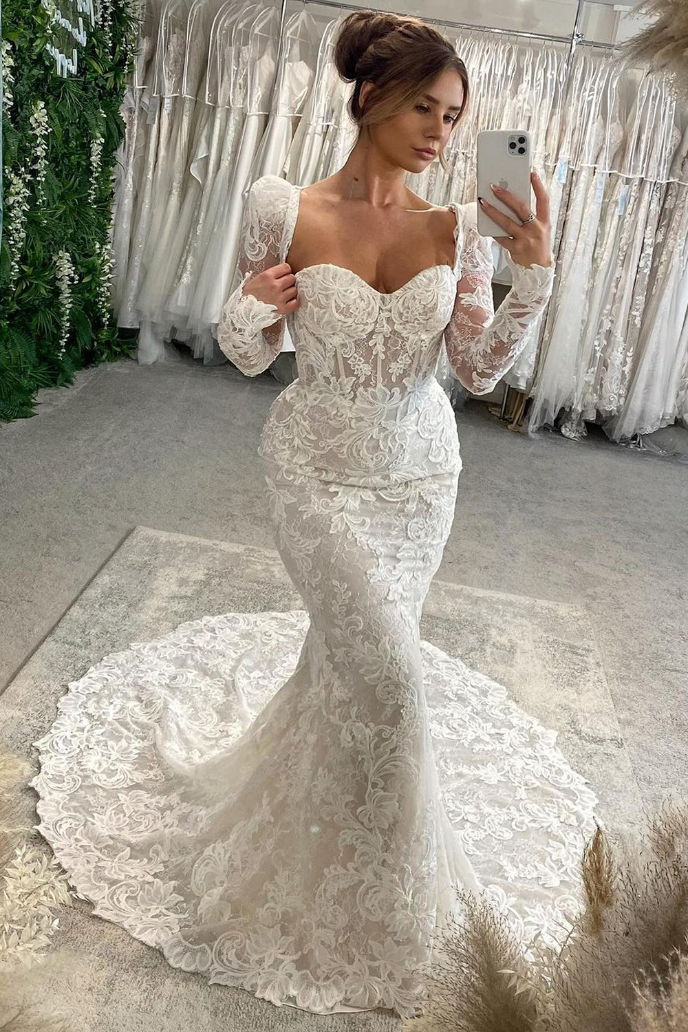 Elegant Mermaid Vintage Lace Long Wedding Dresses with Ruffled Sleeves VK24101001