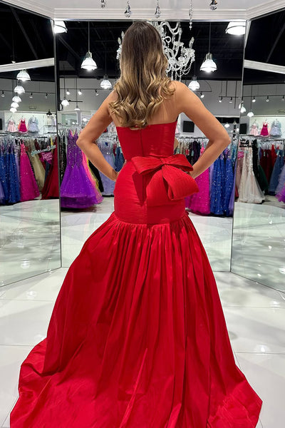 Cute Mermaid Scoop Neck Red Satin Prom Dresses VK24121801